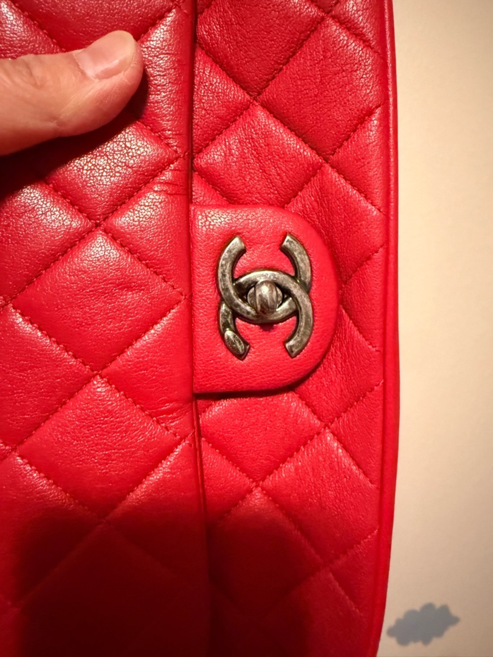 CHANEL CC MINI Lambskin Quilted Red Leather Shoulder Bag with Gunmetal Chain - Picture 7 of 16